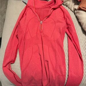 Lululemon quarter zip long sleeve